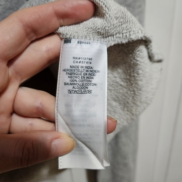 TRUE Religion Studded Bedazzled Gray Cropped Pintuck Pullover Hoodie Size Small - Picture 10 of 13